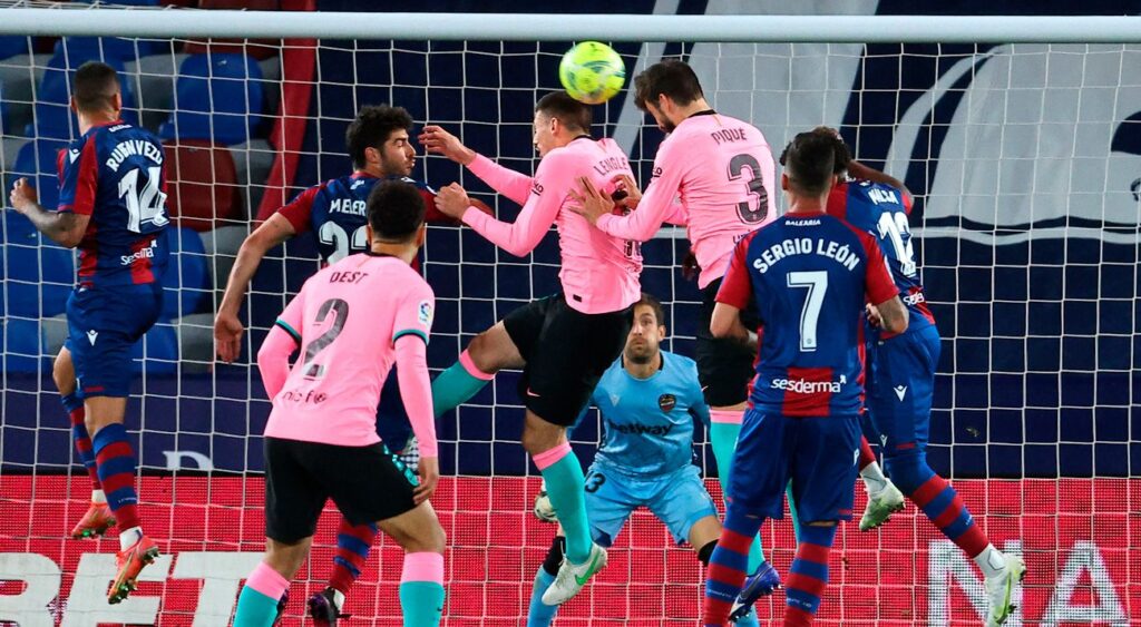 El Ciutat de València, un estadio ‘maldito’ para el Barça