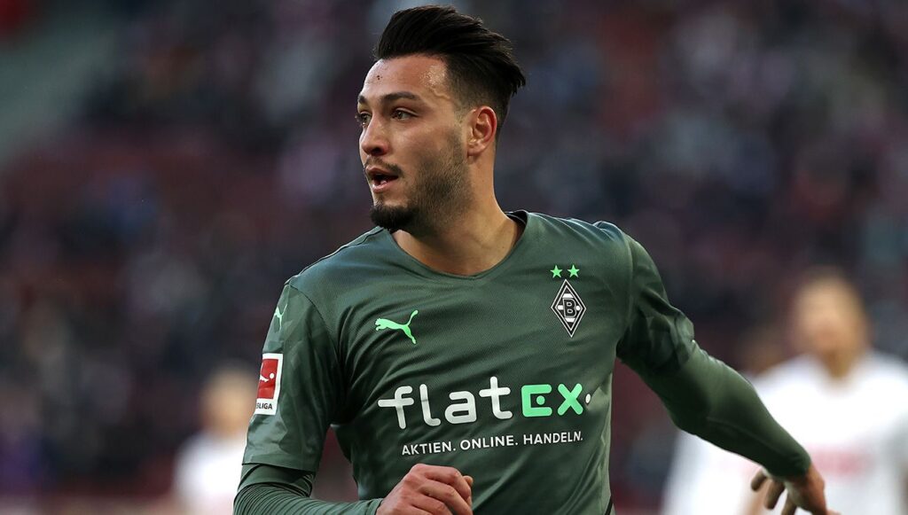 Nueva opción para el lateral: Bensebaini entra en el ‘radar’ del Barça