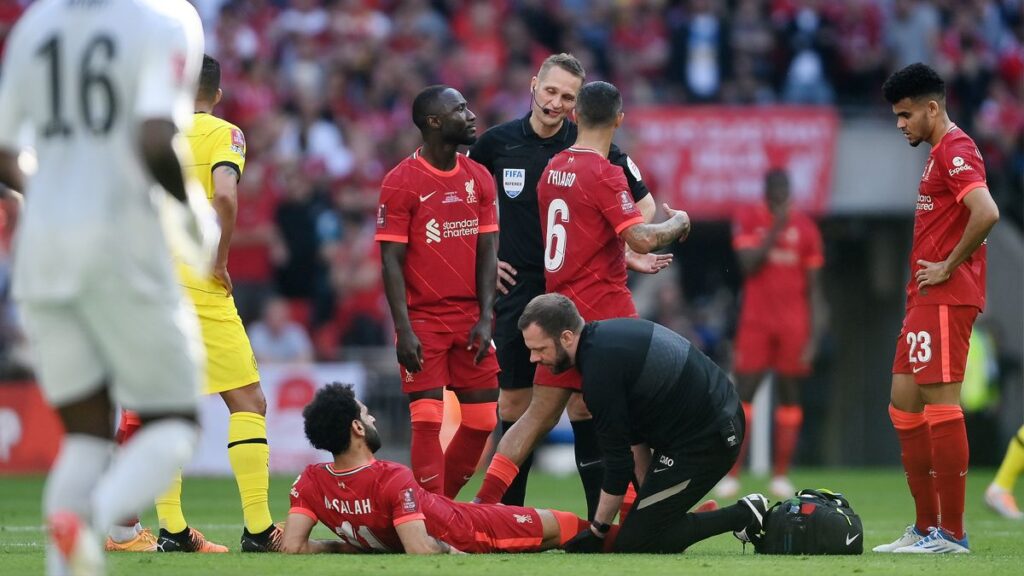 Salah enciende las alarmas dos semanas antes de la final de Champions League