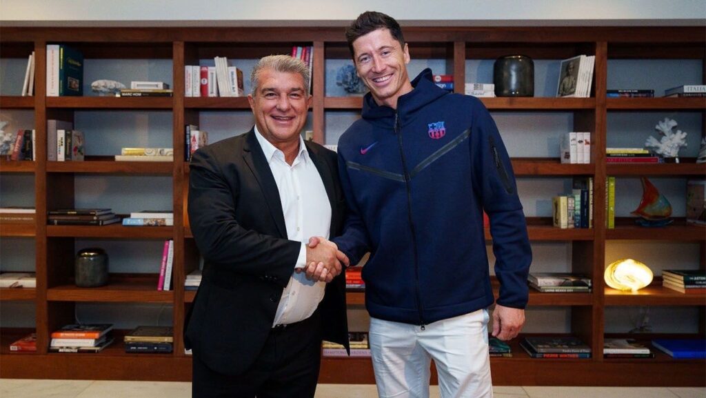 La reacción de Laporta tras oficializarse el fichaje de Lewandowski