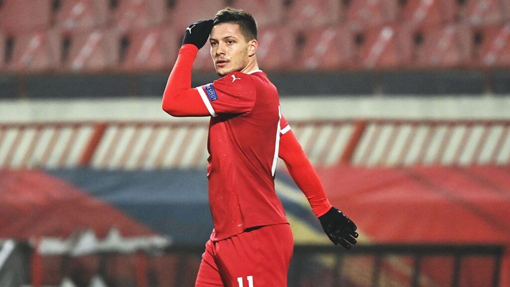 Jovic se olvida del Madrid y debuta con la Fiorentina con un ‘póker’