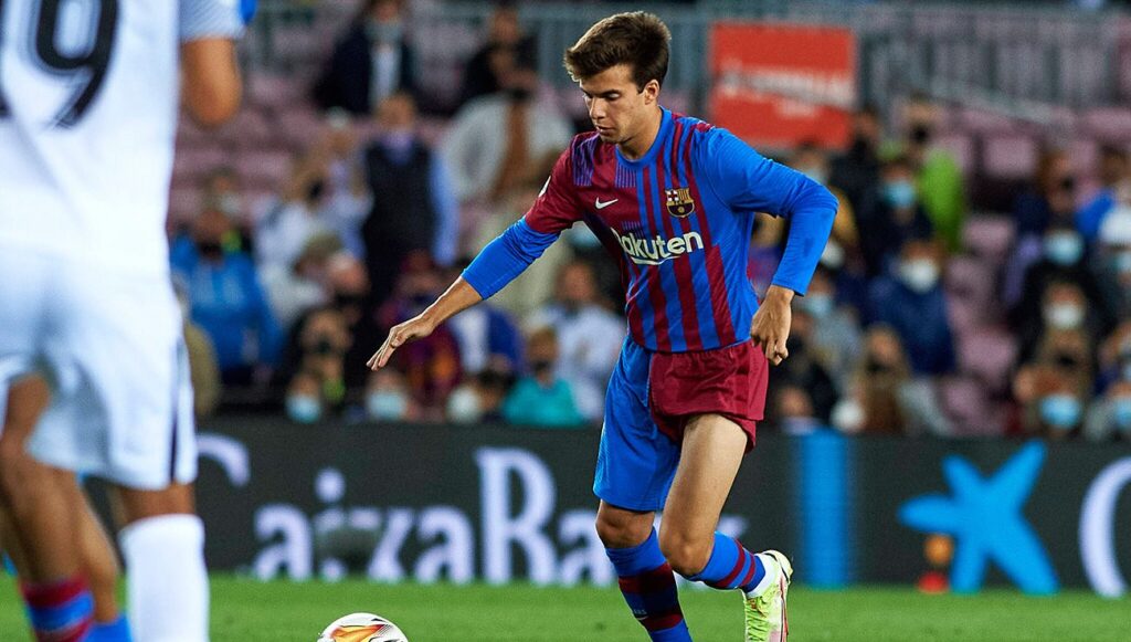 La condición que pone el Barça para ceder a Riqui Puig este verano