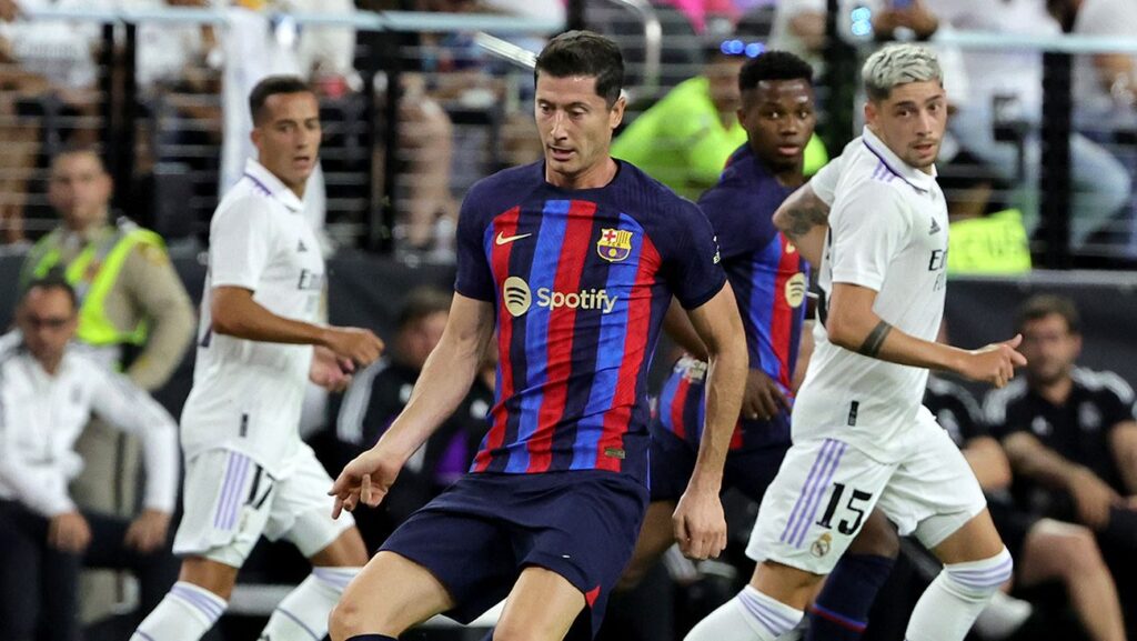 Recibimiento ‘madridista’ a Lewandowski en Múnich