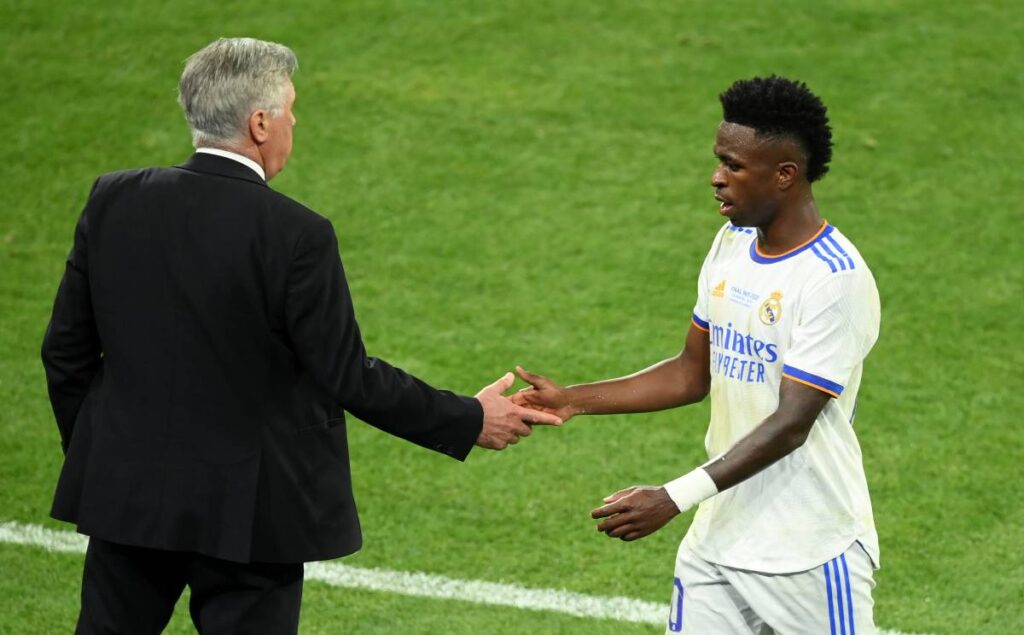 Vinicius pone por las nubes a Ancelotti y confiesa su gran objetivo en el Madrid