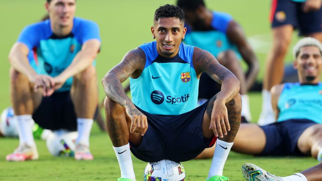 Brasil no se olvida de Raphinha tras su ‘nivelón’ en el Barça