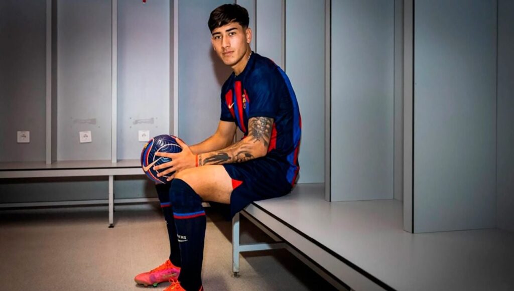 Los dos ex del Barça que han modelado al nuevo defensa del Barça Atlètic