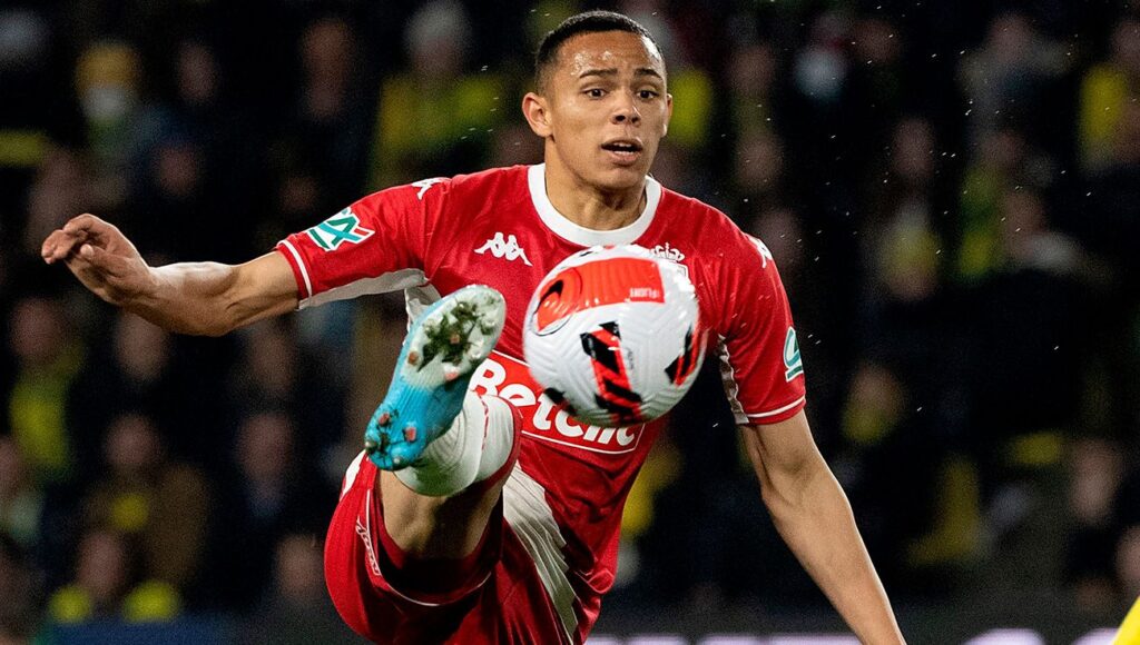 El Barça, obsesionado con Vanderson para la próxima campaña