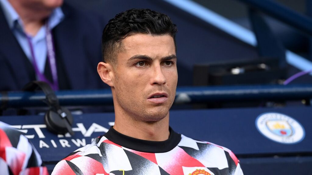 Cristiano Ronaldo se pronuncia tras ser apartado del Manchester United