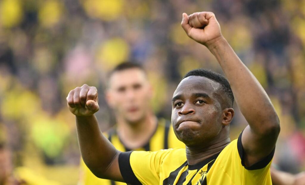 La Premier podría ‘levantarle’ al Barça Youssoufa Moukoko