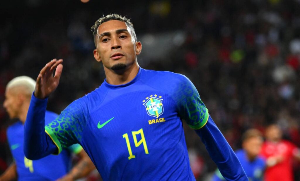 OFICIAL: Raphinha y Dani Alves en la lista de Tite para Qatar 2022