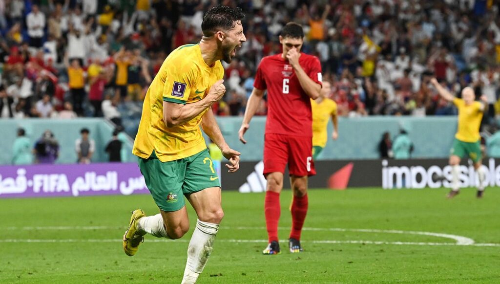 Australia da la ‘camapanada’ y deja fuera a una decepcionante Dinamarca