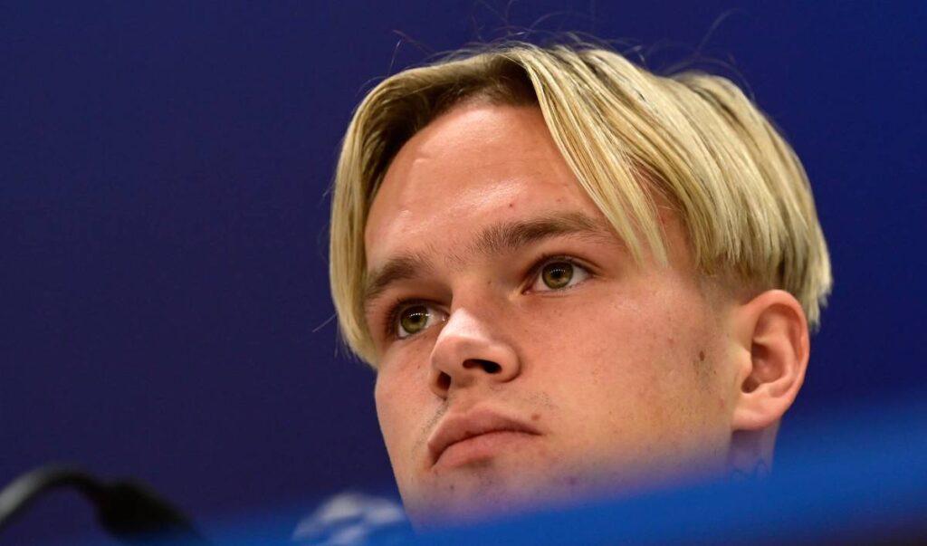 OFICIAL:  El Chelsea le ‘roba’ a Mudryk al Arsenal por 100 millones de euros