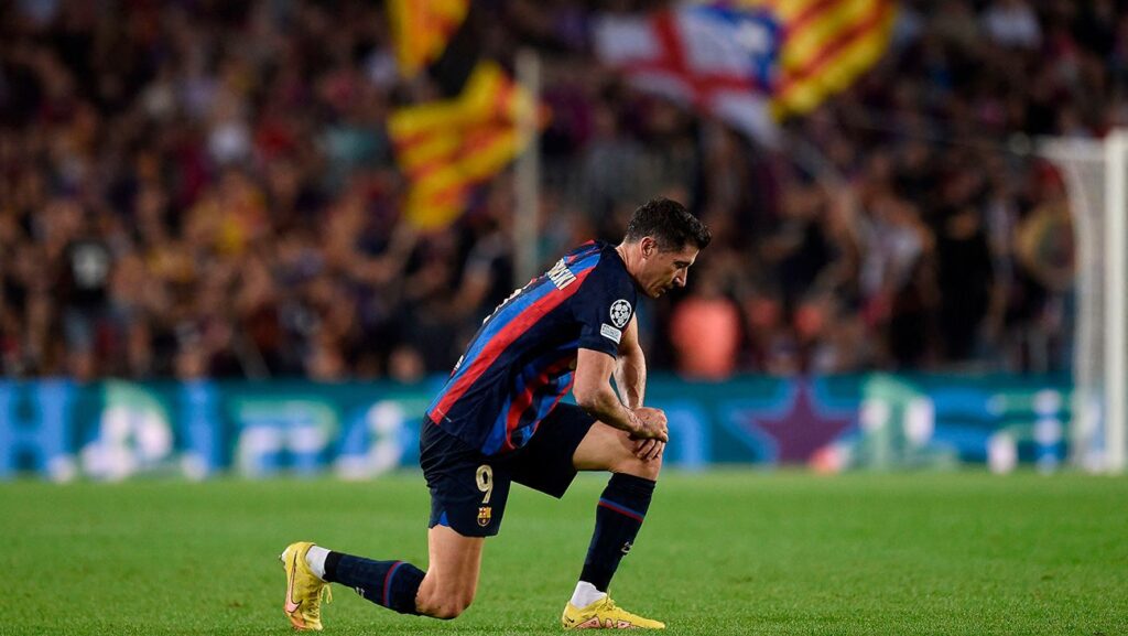 El Barça se rinde y no recurrirá la sanción a Lewandowski
