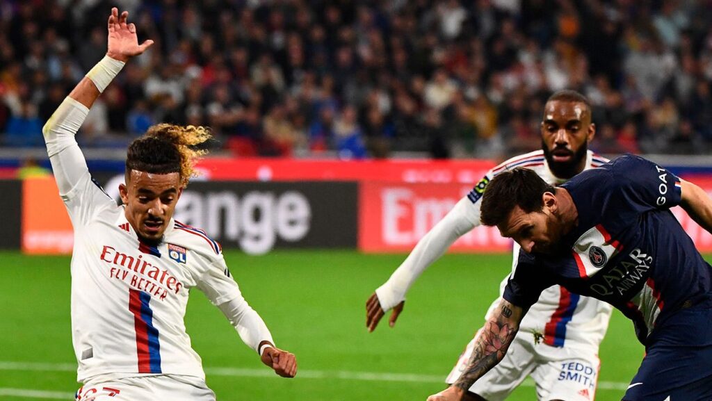 El Barça se queda sin la opción de Malo Gusto para el lateral derecho