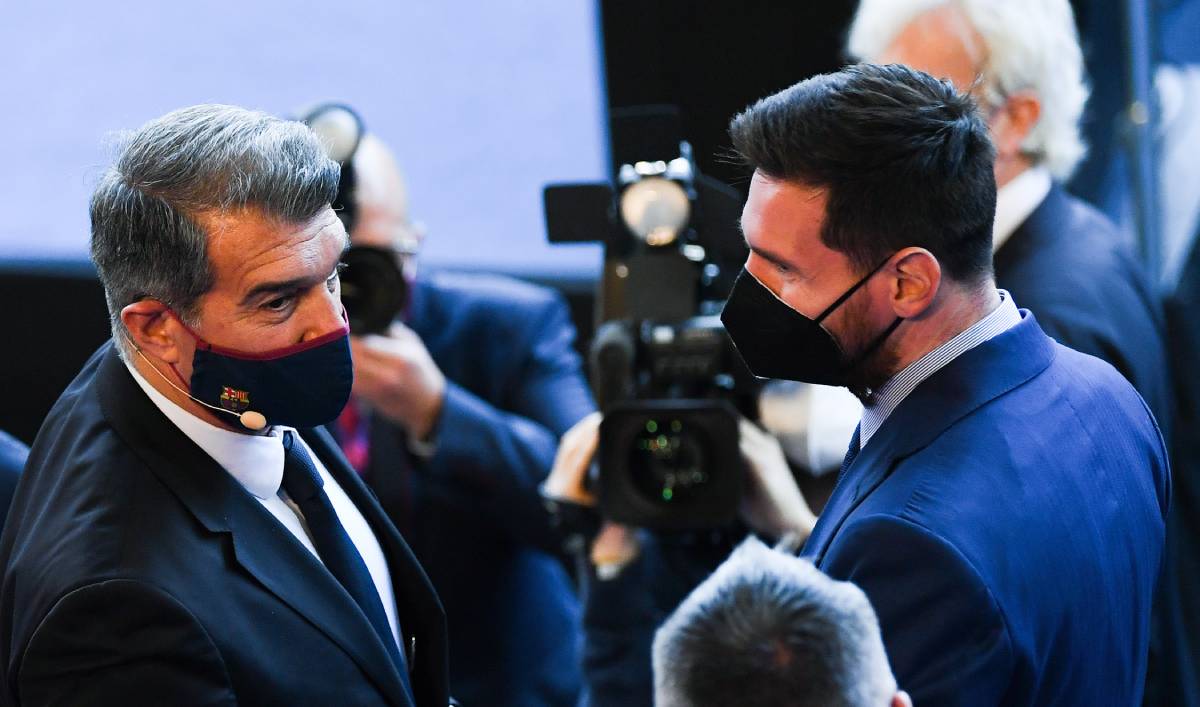 Laporta y Messi en una imagen de archivo Laporta y Messi en una imagen de archivo