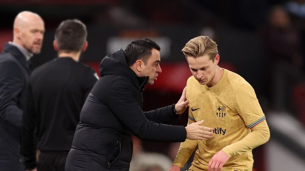 Críticas a Xavi, De Jong… En Inglaterra ‘cargan’ contra el Barça