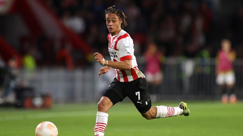 Xavi Simons brilla y encuentra su mejor versión en el PSV