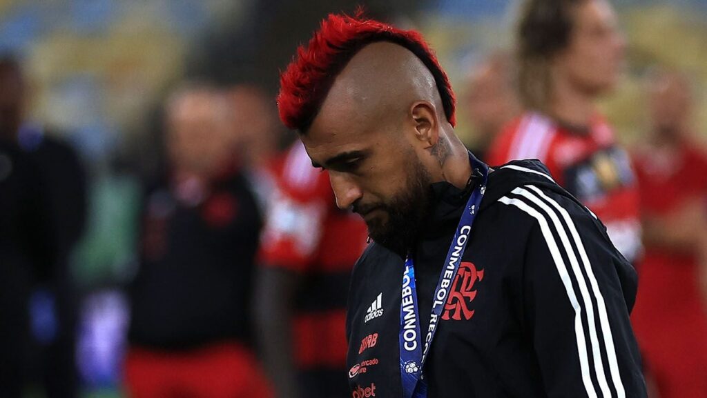 ‘Rajada’ muy dura de la prensa brasileña contra Arturo Vidal