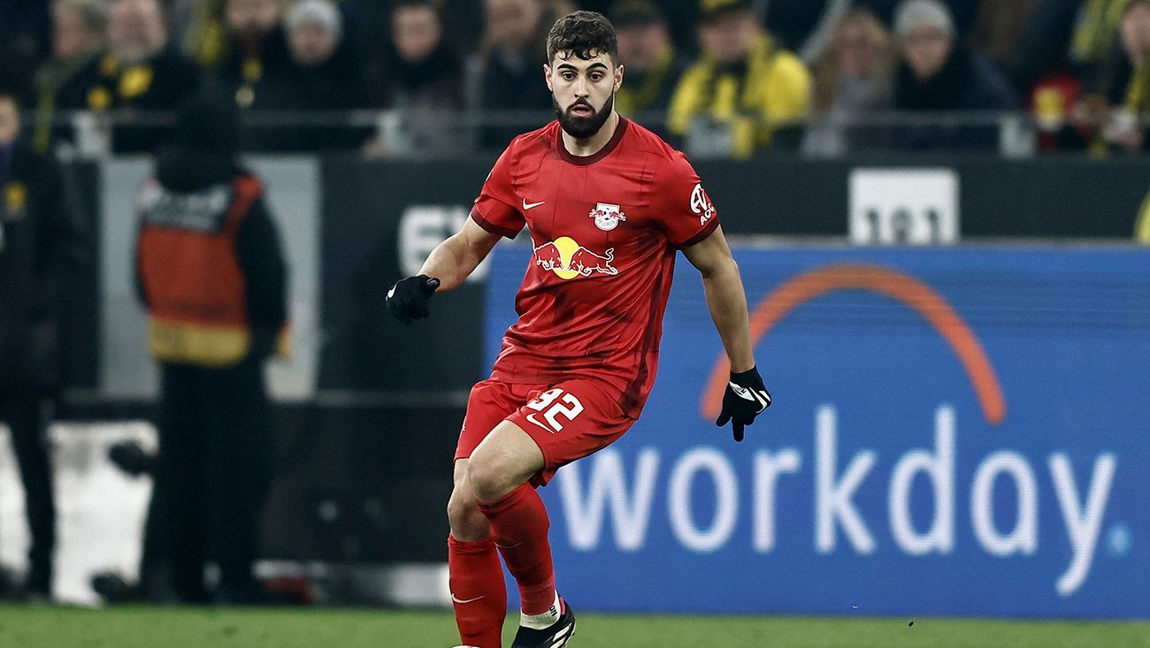 Josko Gvardiol en un partido con el Leipzig