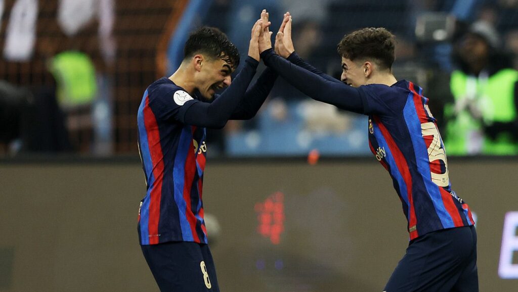 La gran duda del Barça: ¿Fichar lo necesario o ‘blindar’ a Balde, Araújo, Gavi y Pedri?