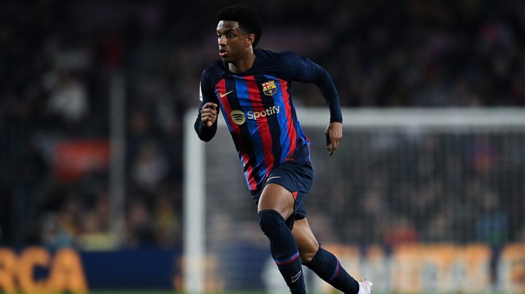 Alejandro Balde, un ‘suelo’ ‘top’ y un ‘techo’ de leyenda generacional