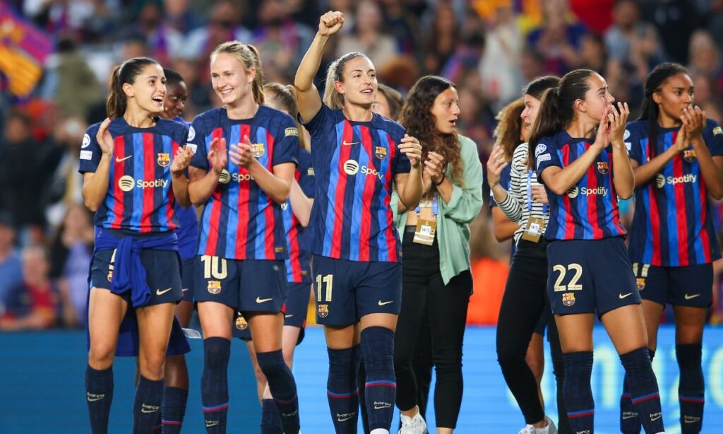 ¡CAMPEONAS! El Barça Femení levanta su cuarta Liga consecutiva