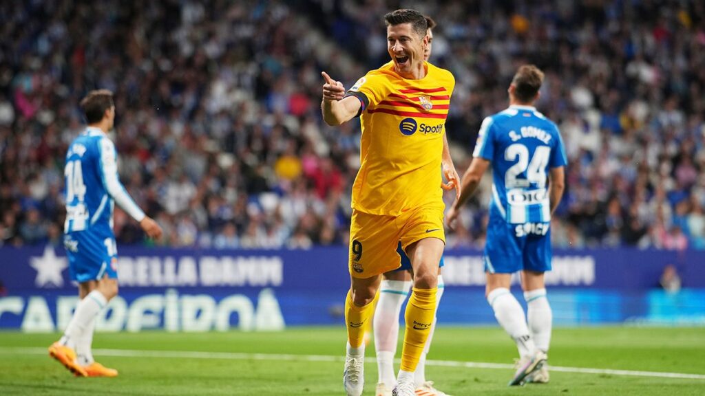 Lewandowski lidera la consecución de LaLiga y se mete medio Pichichi en el bolsillo