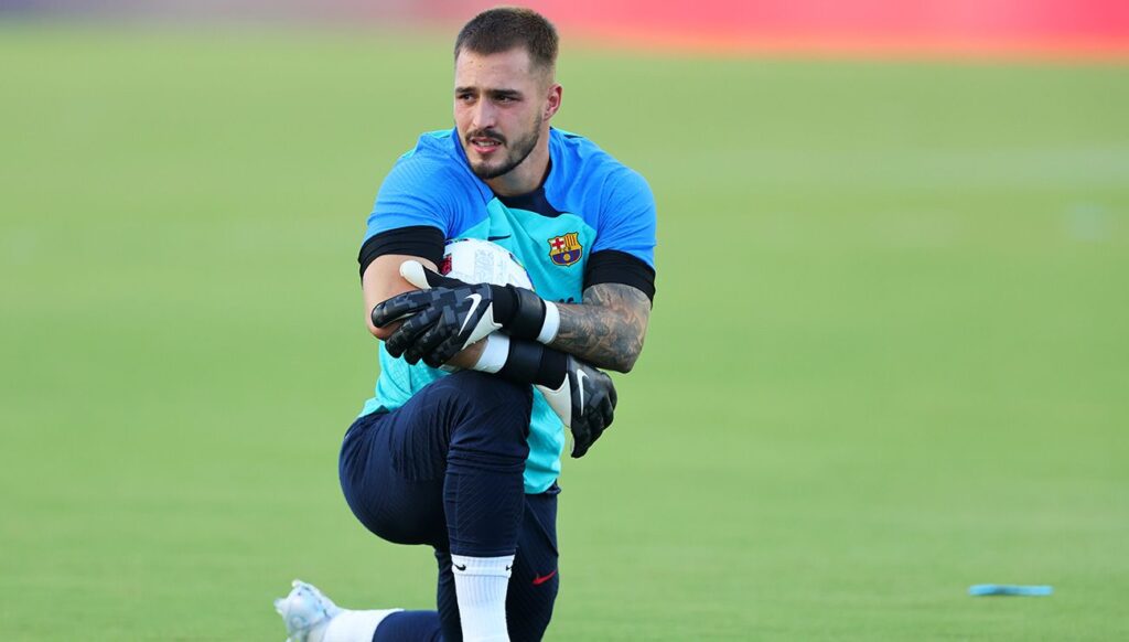 El Barça decide dejar marchar a Arnau Tenas