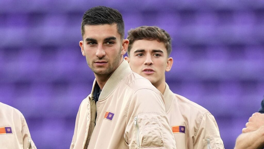 Xavi define su estrategia con un Ferran Torres decidido a seguir en el Barça