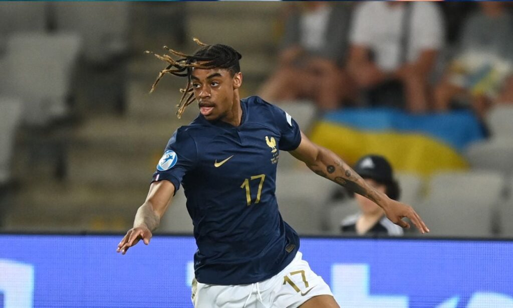 Así juega Bradley Barcola, la ‘joya’ del Lyon que querría el Barça