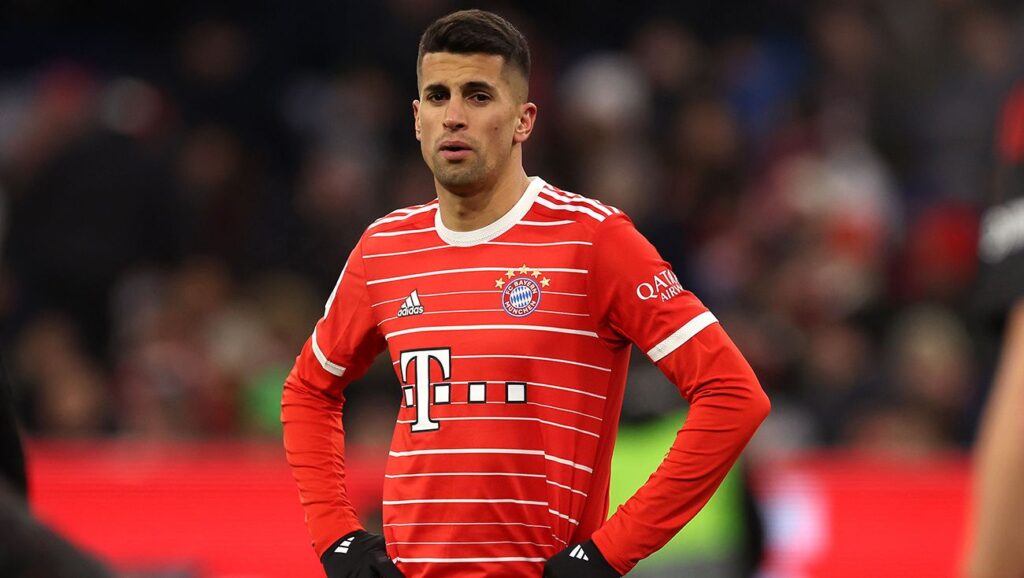 ¡A por Joao Cancelo! El Barça, decidido a invertir la ‘pasta’ de Dembélé en el luso