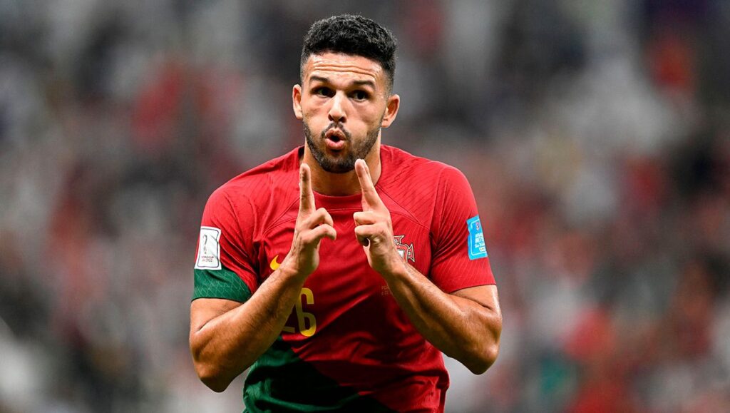 OFICIAL: El PSG ficha a Gonçalo Ramos y aumenta su presión sobre Mbappé