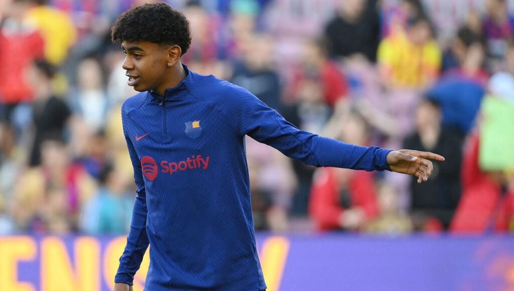 Xavi y el Barça se ‘despedirán’ de Lamine Yamal hasta la próxima temporada