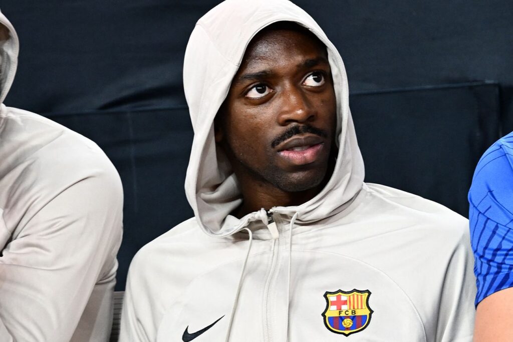Dembélé asiste ‘obligado’ al entrenamiento del Barça