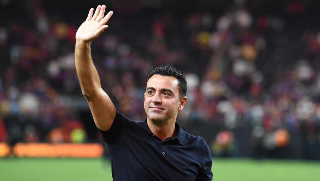 Xavi aspira a superar el récord de Rijkaard en el Barça en el siglo XXI