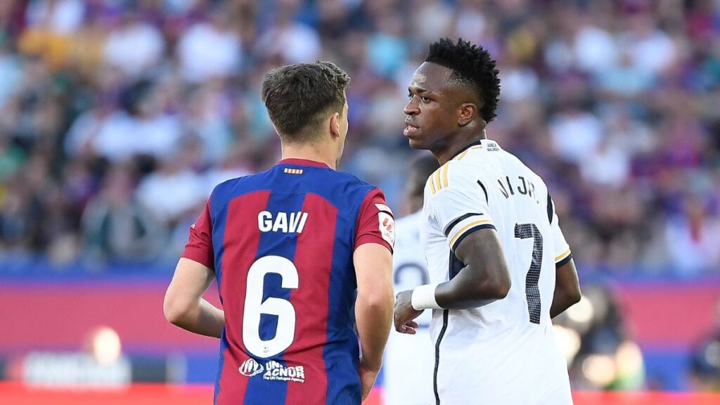 La ‘bofetada’ de Vinicius a Gavi que pasó inadvertida durante el Clásico