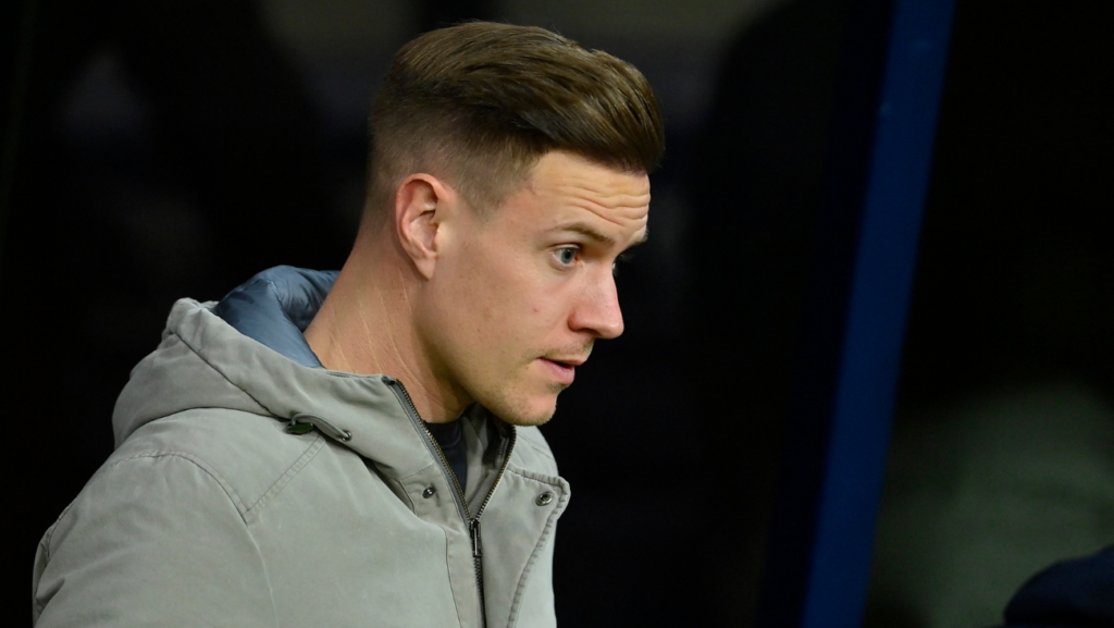¡Comienza la recuperación! Ter Stegen ya ha pasado por el quirófano
