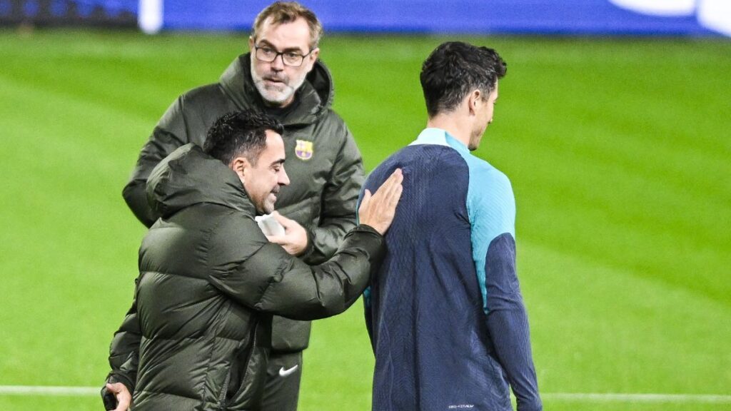 Posible ‘bronca’ de Xavi a las ‘vacas sagradas’ del Barça en el descanso contra el Almería