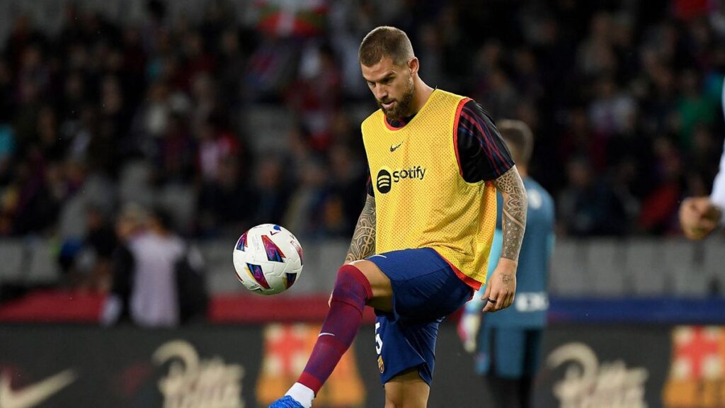 La fecha de vuelta planificada por Xavi para Iñigo Martínez