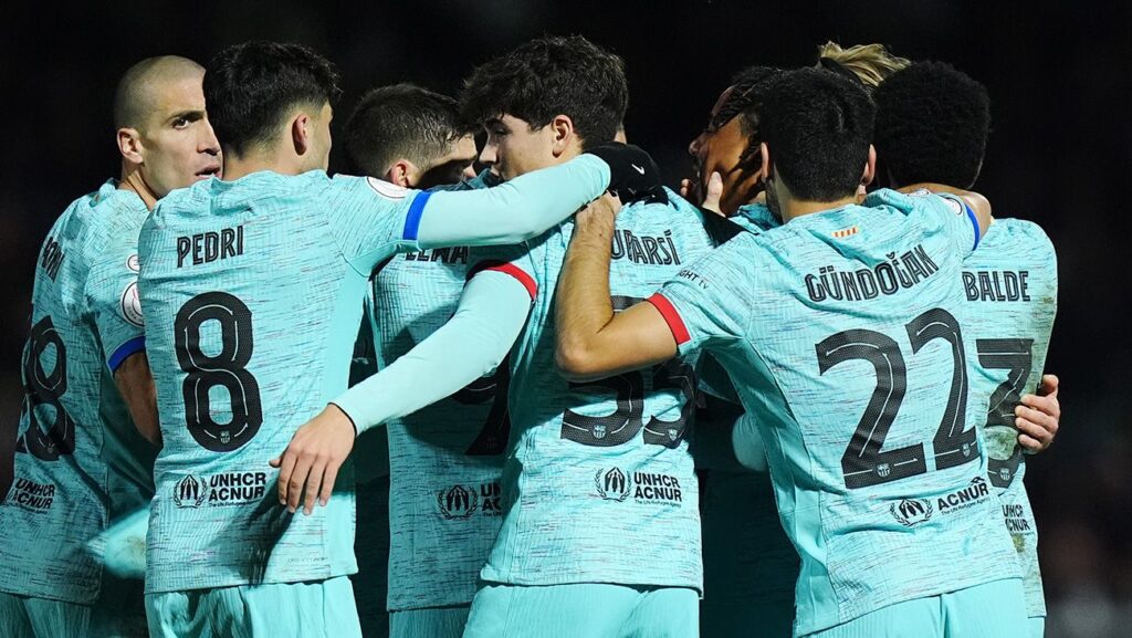 ¡Prometedor debut! Pau Cubarsí se estrena oficialmente en la zaga del Barça