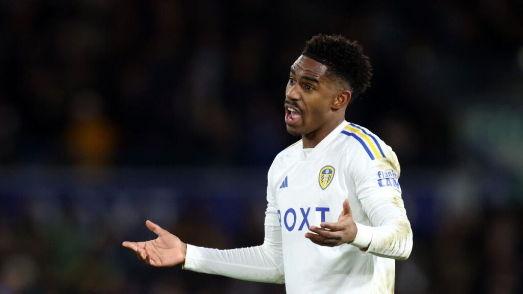 La reivindicación de Junior Firpo en el Leeds United