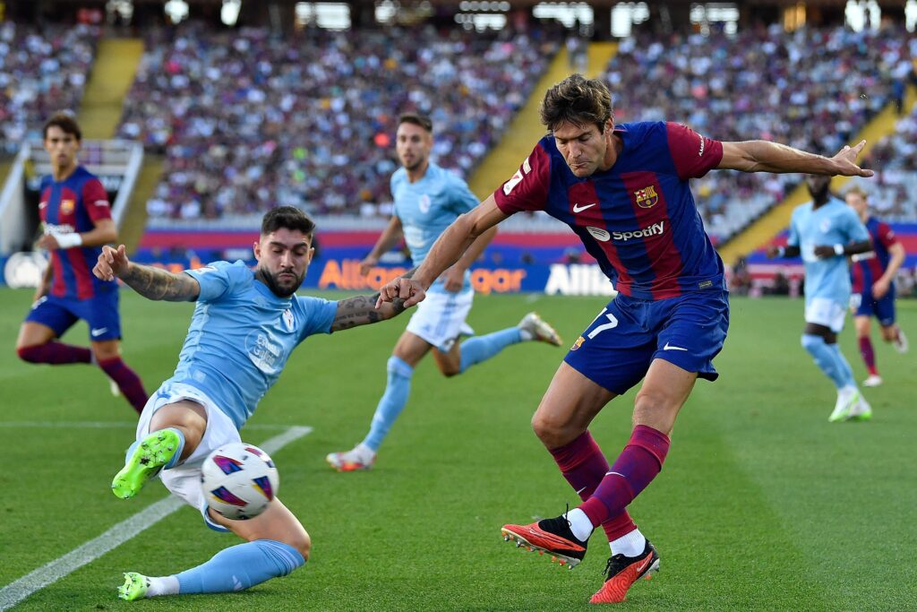 La salida de Marcos Alonso del Barça está cerca de ser un hecho