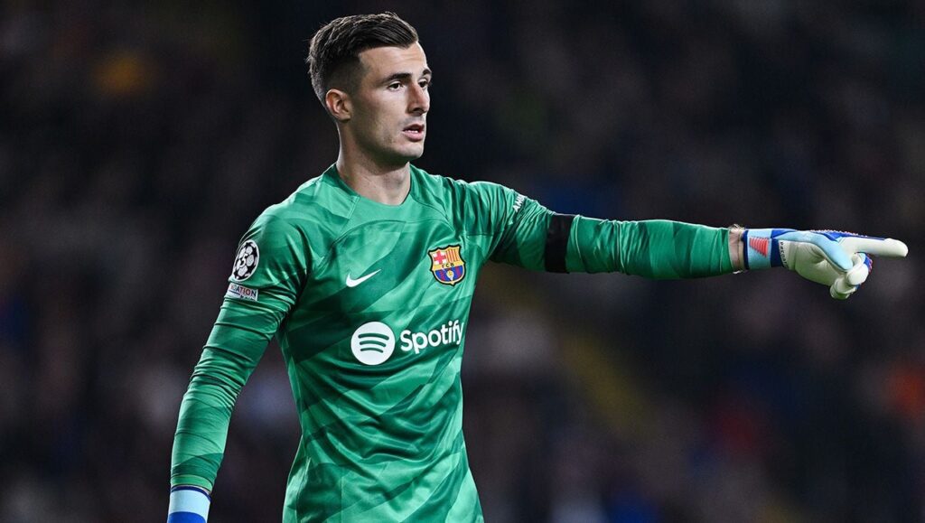 El Barça duda de Iñaki Peña y se plantea ir al mercado en busca de un portero más veterano