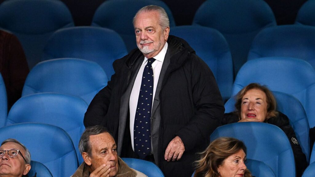 El millonario premio prometido por el presidente del Nápoles a sus jugadores por ganar al Barça