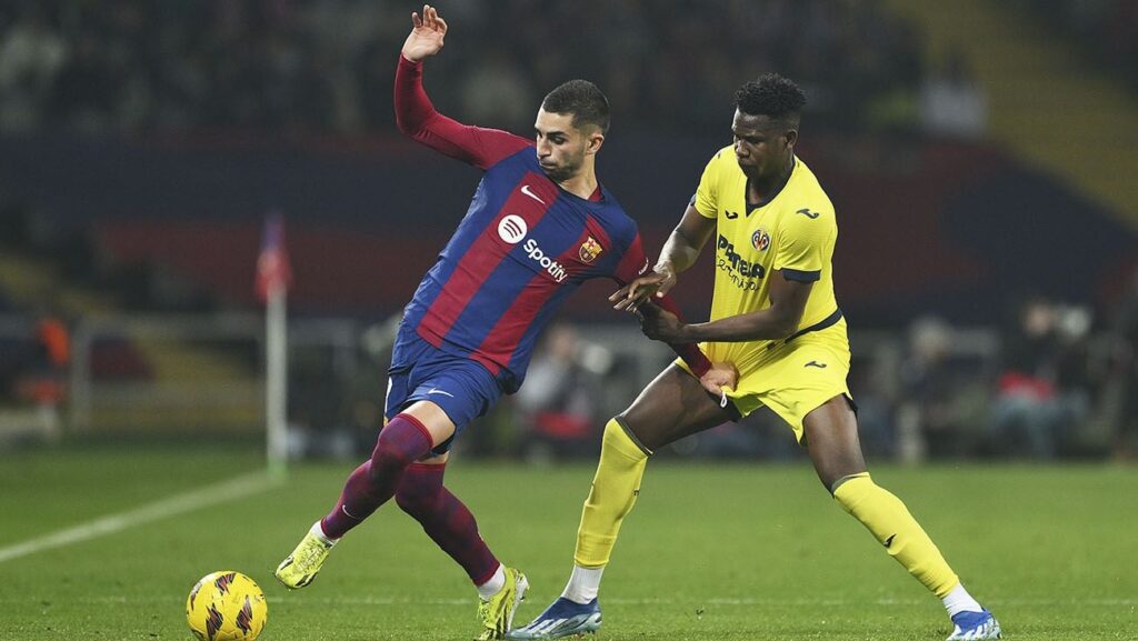 Ferran Torres se quedó cerca de marcar en su ansiado regreso con el Barça