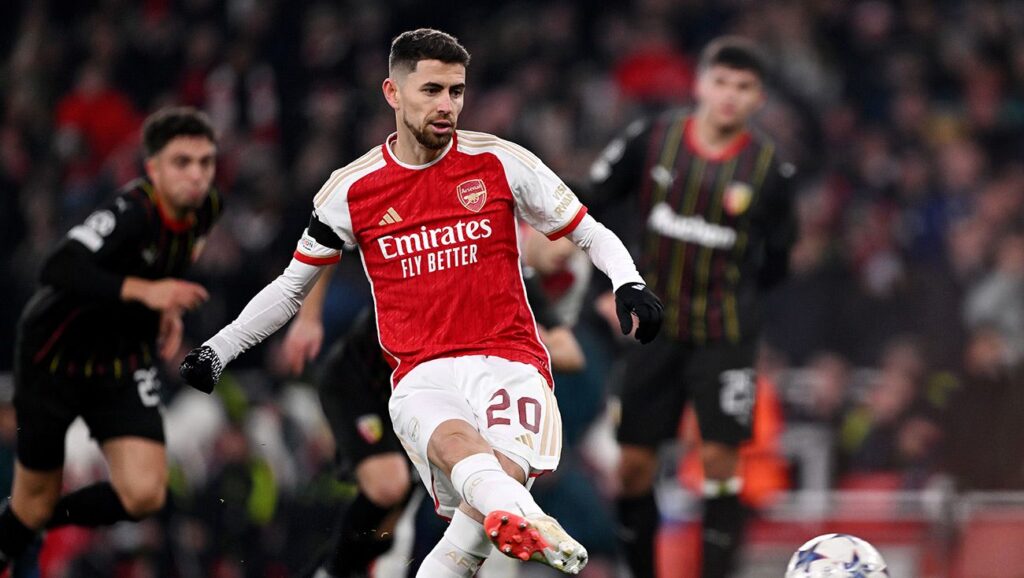 ¿Déjà vu? Jorginho regresa a la agenda del Barça como una opción ‘low cost’ para el pivote