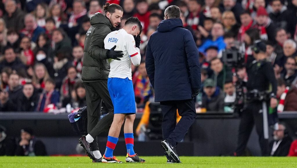 ¡Sigue el drama! Pedri se lesiona y no llegará a la vuelta contra el Nápoles en la Champions