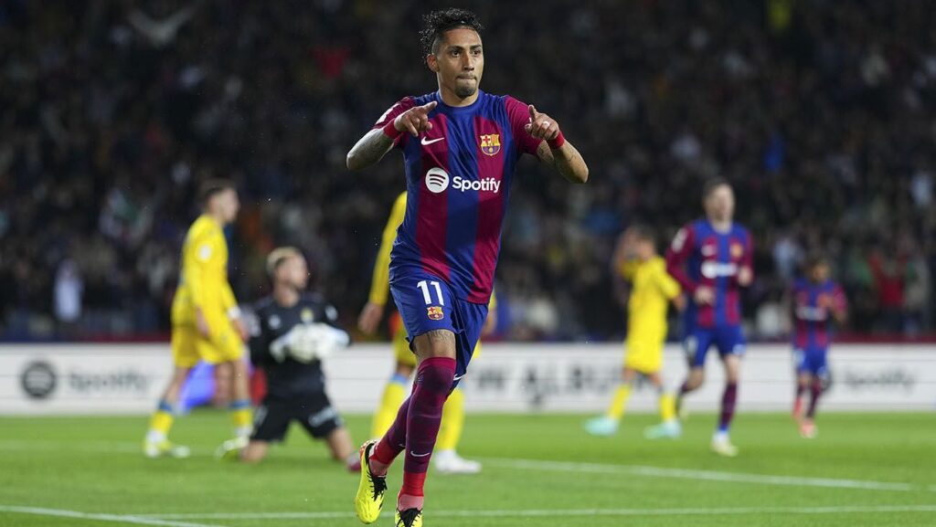 Raphinha y el penalti que los árbitros ignoraron: ¿justicia o error en el Las Palmas-Barça?