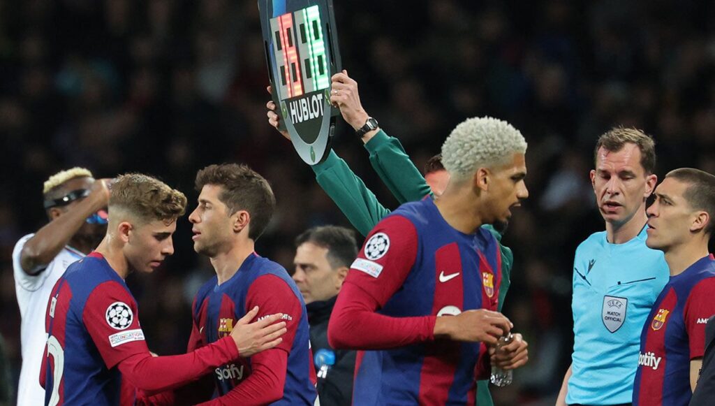 ¡Visionario! Xavi cambió el Barça-Nápoles con la entrada de Sergi Roberto