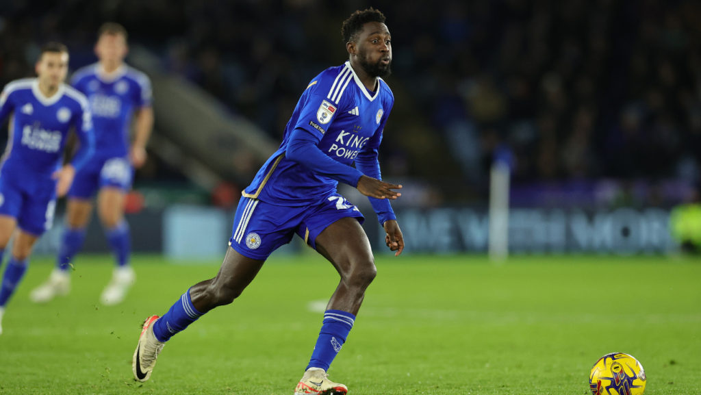 ¿Adiós a la opción Ndidi? El Sevilla podría dejar al Barça sin el mediocentro